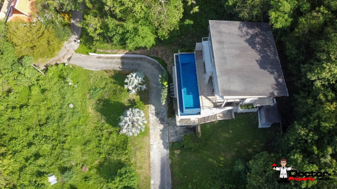 4 Bedroom Pool Villa with Sea View in Bang Por, Koh Samui – For Sale